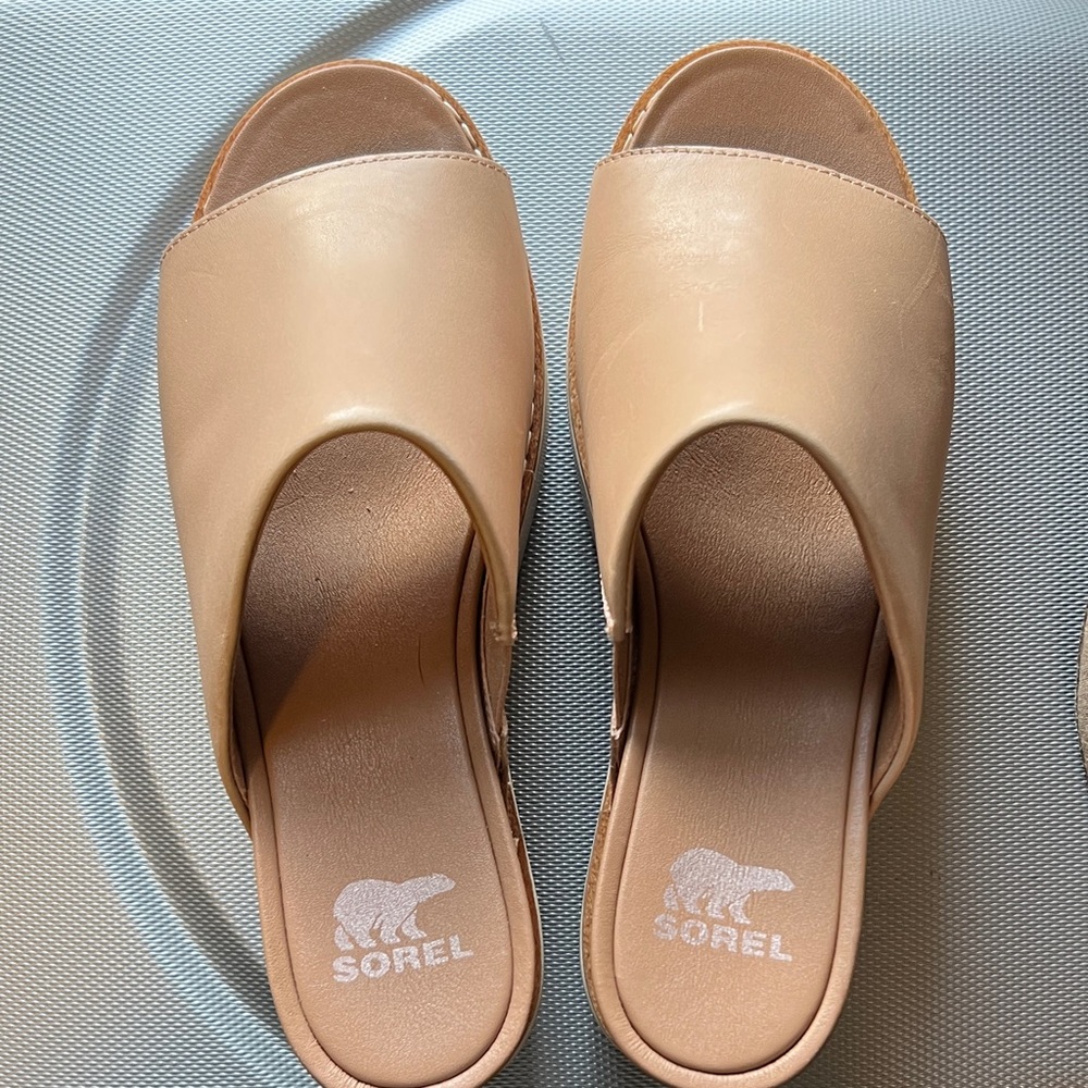Sorel 7.5 size Women's Beige Mules